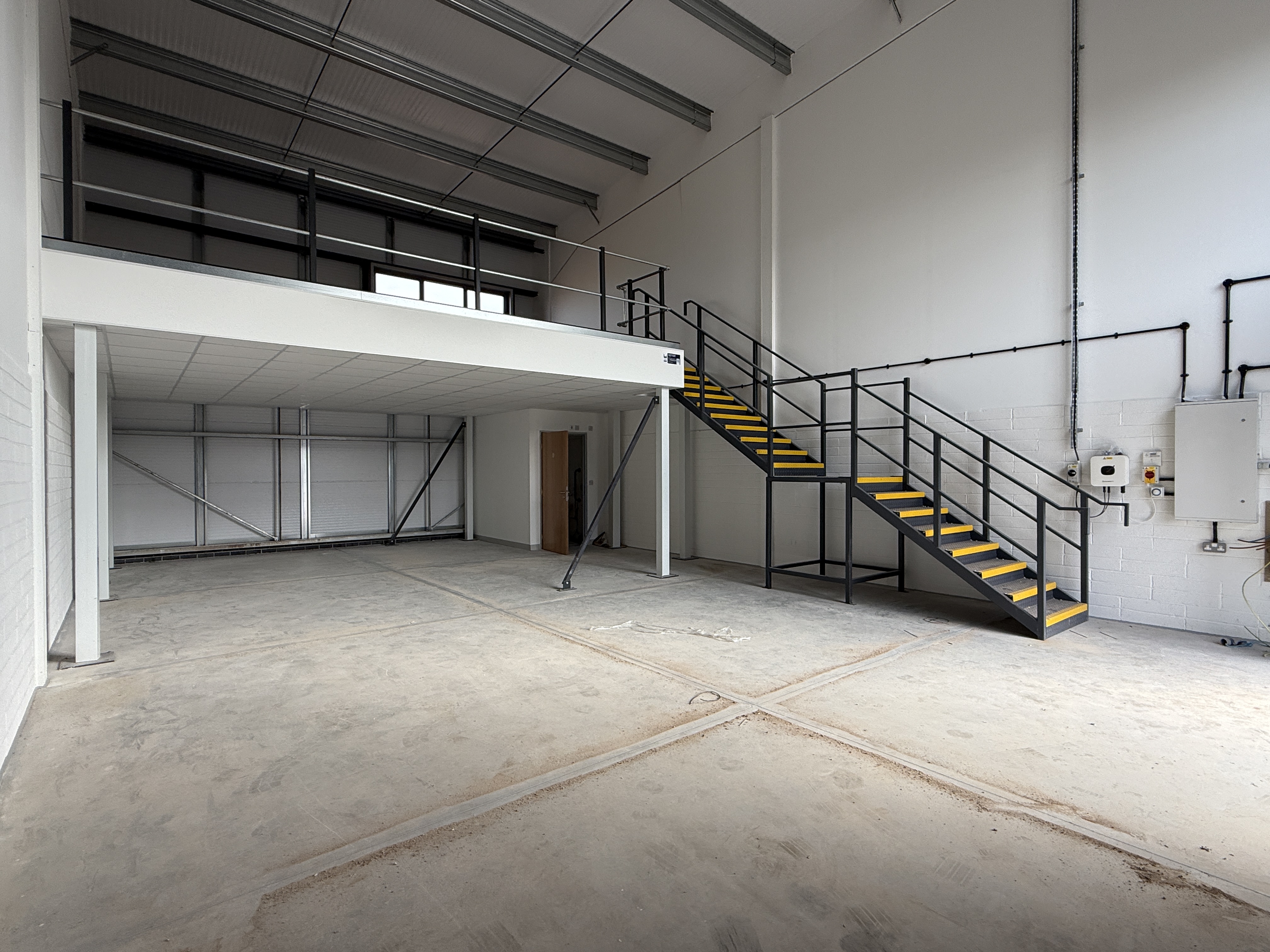 Industrial Unit in Clyst Honiton - photo 2